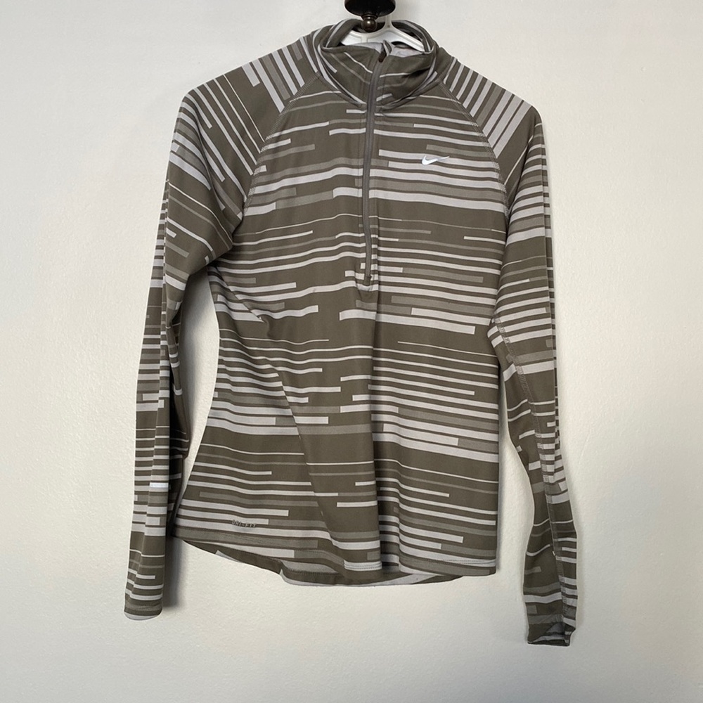 Women’s Nike Running Long Sleeve Size M